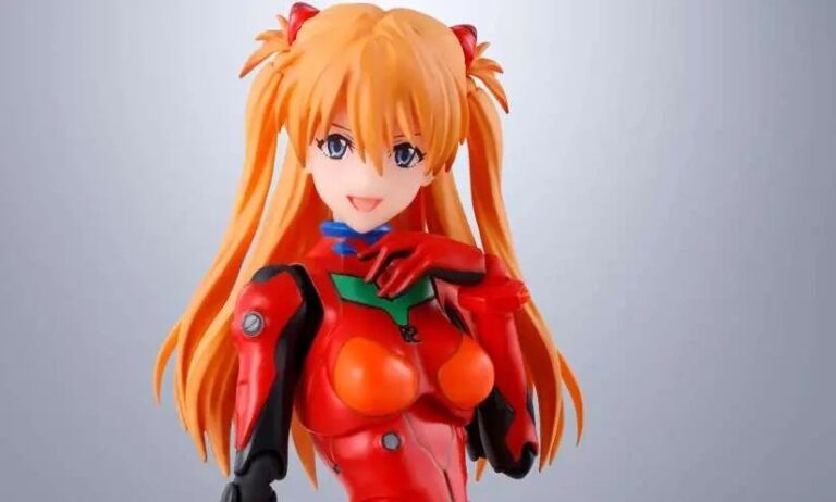 Figurine Evangelion New The Movie Asuka Shikinami Langley S.H.Figuarts de Tamashii Nations représentant la pilote EVA en combinaison de pilote