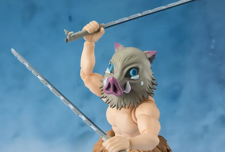Figurine Demon Slayer Inosuke Hashibira S.H.Figuarts de Tamashii Nations avec son masque de sanglier et ses deux sabres Nichirin